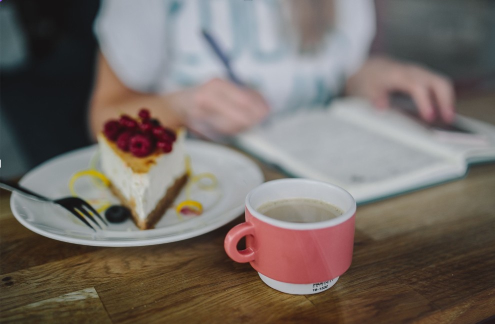 In person writing workshops with good coffee, comfy chairs and cake in Romsey